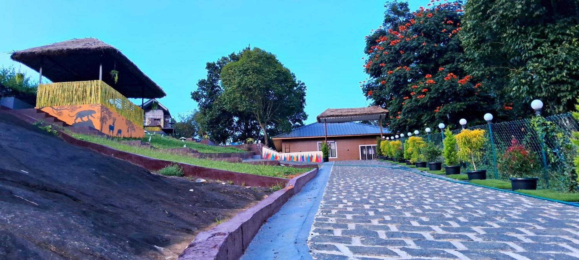 Spathodea Vagamon Exterior photo