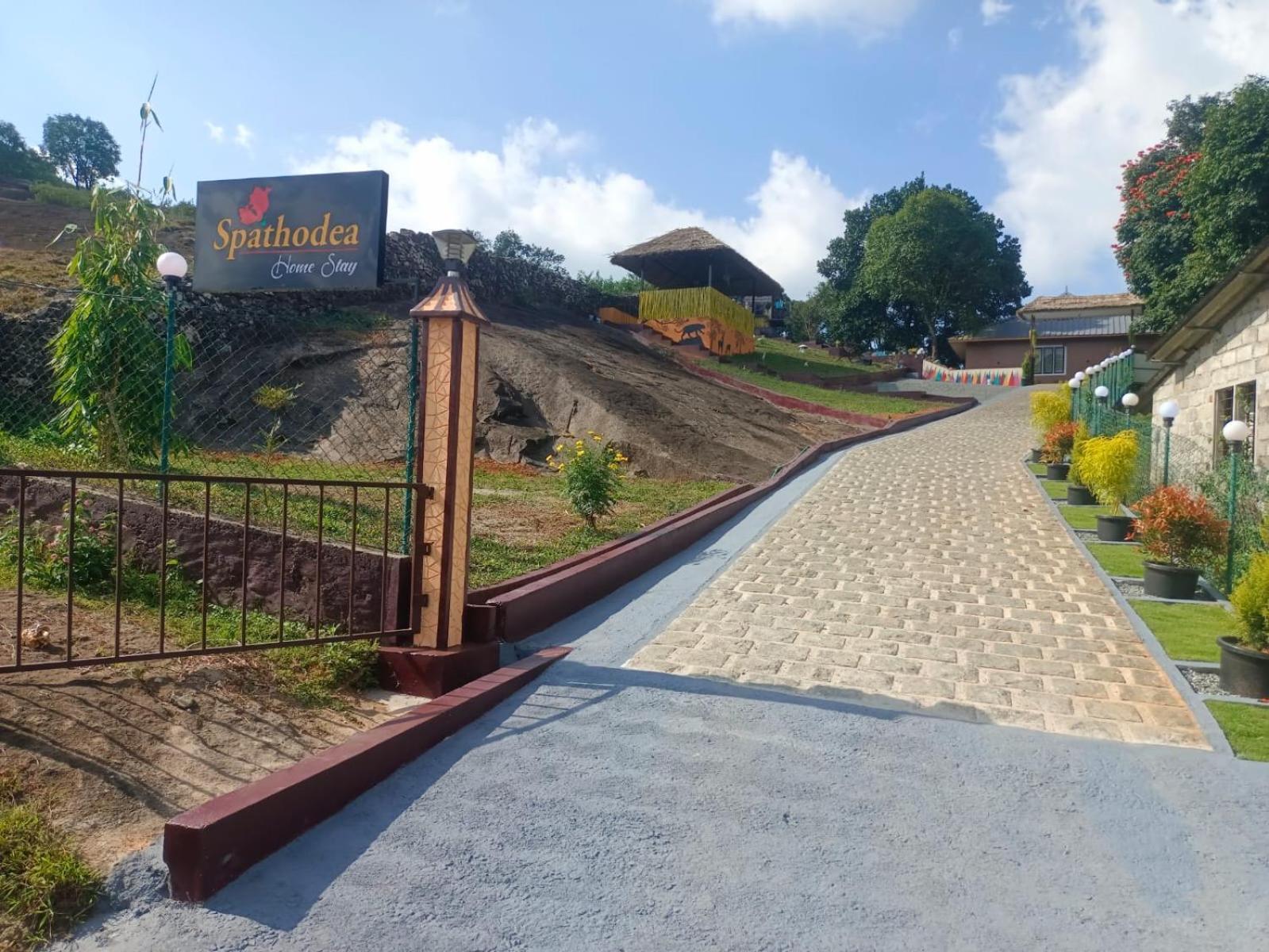 Spathodea Vagamon Exterior photo